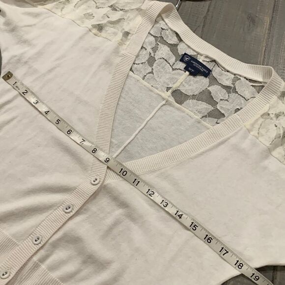 American Eagle  Cream Lace Inset Cardigan - Picture 5 of 11